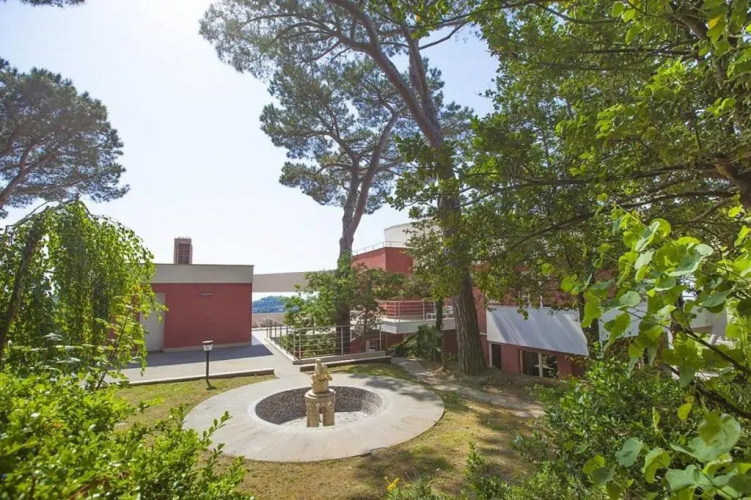 Villa Daniela With Swimming Pool