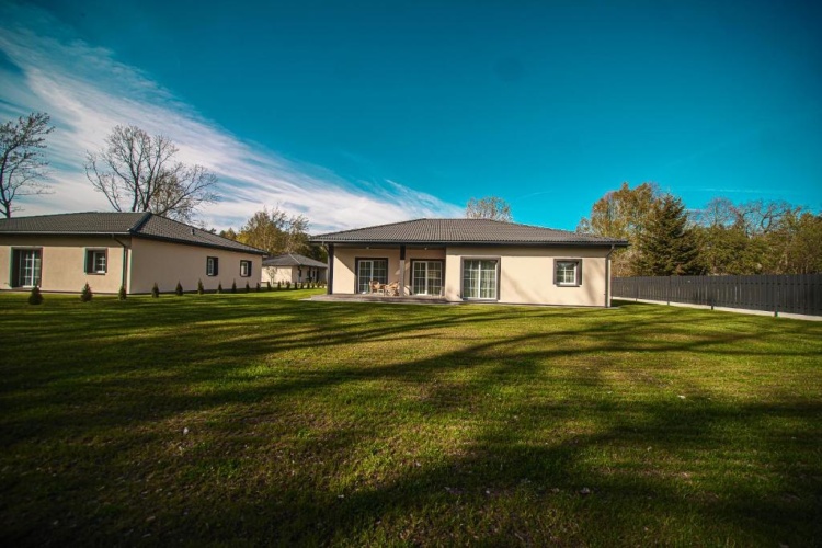 3 Bedrooms Villa