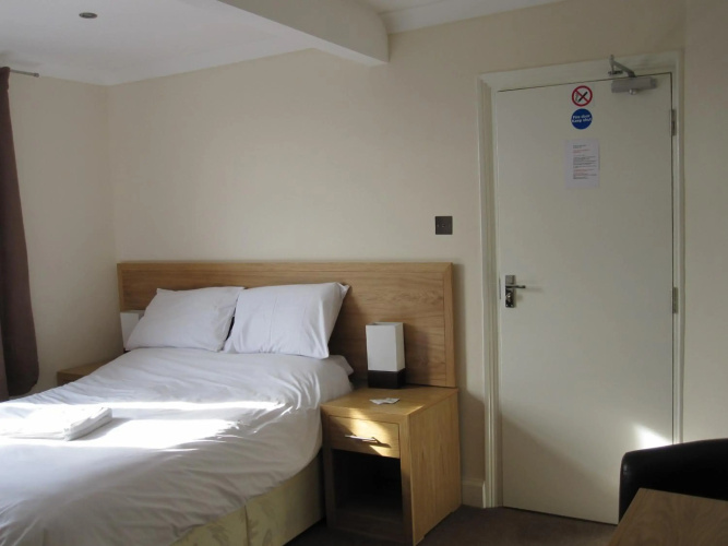Clifton Lodge Hotel