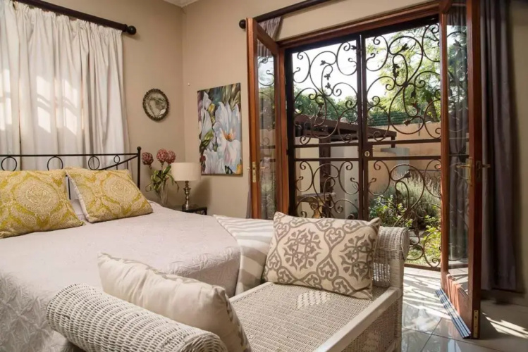 The Lemon Tree Self- Catering