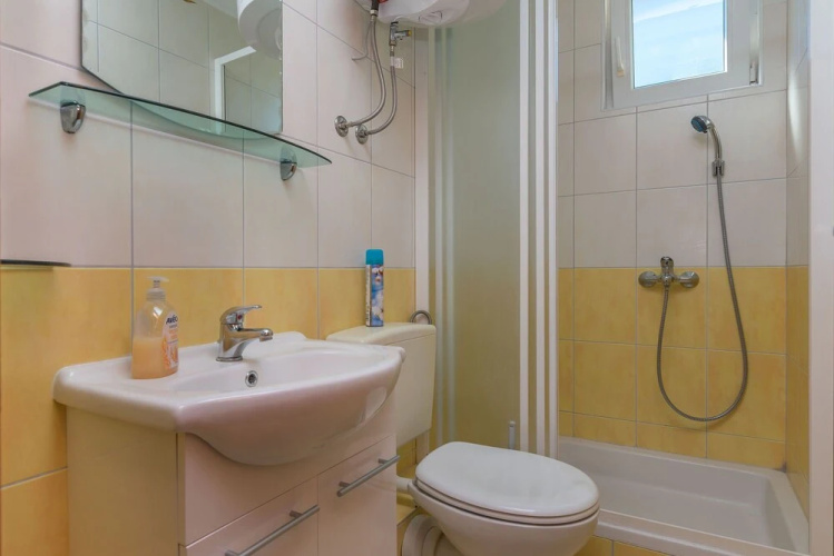 Apartment Goge