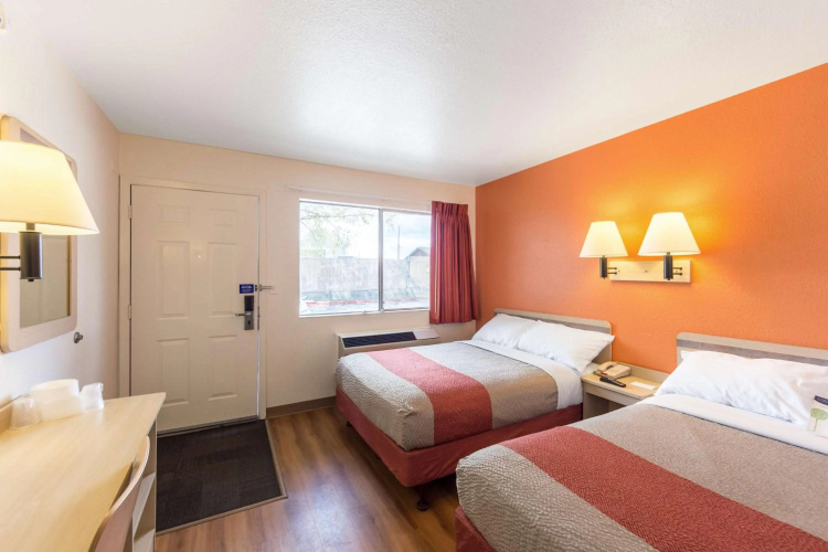Motel 6 Klamath Falls, OR
