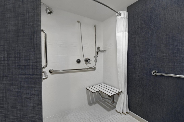 2 Bedrooms Suite