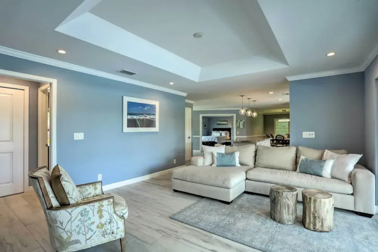 Jupiter Home w/ Private Pool & Putting Green!