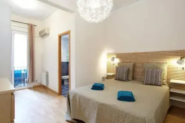 Beautiful apartment in Eixample