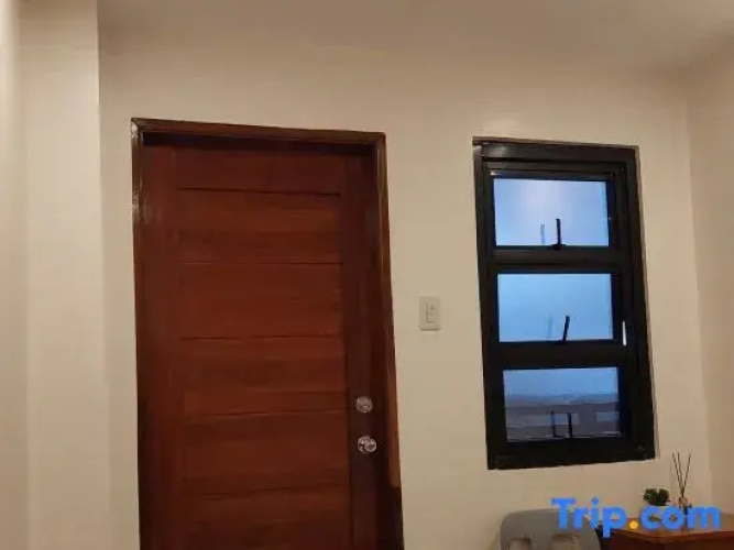 Uno's Crib
