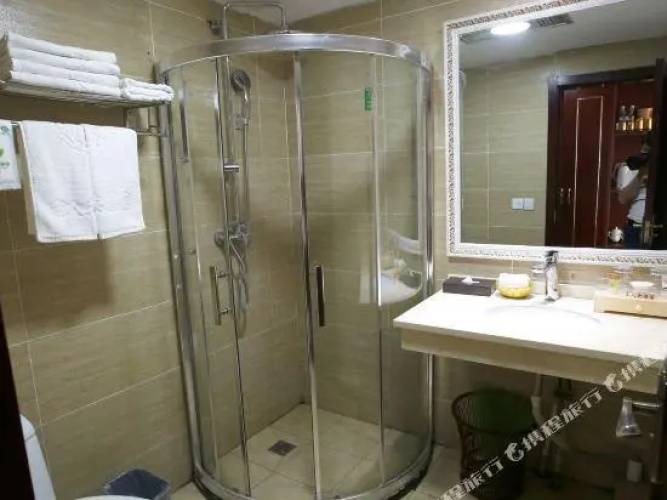 Tongnan Celebrity Hotel