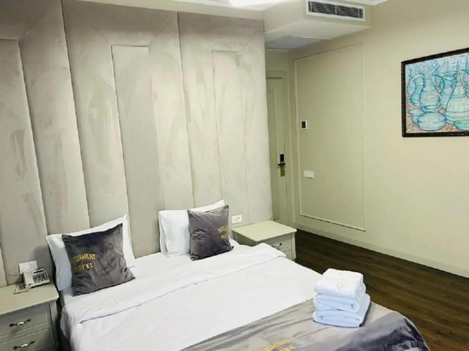 Two Rooms Plus Residence