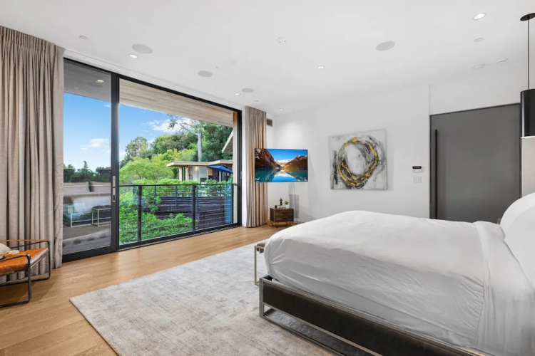 Beverly Glen Hillside Haven