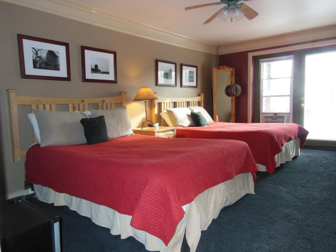 Stone Waters Inn