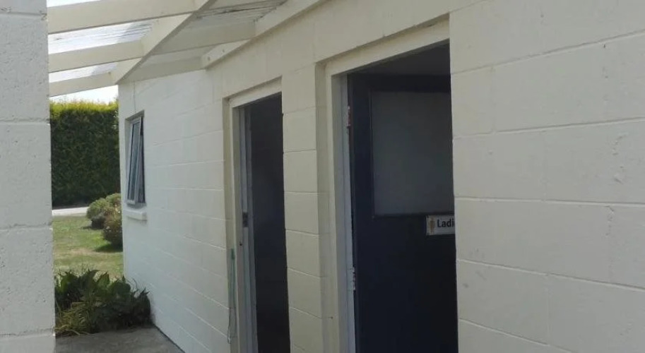 Waitaki Waters Holiday Park Over view