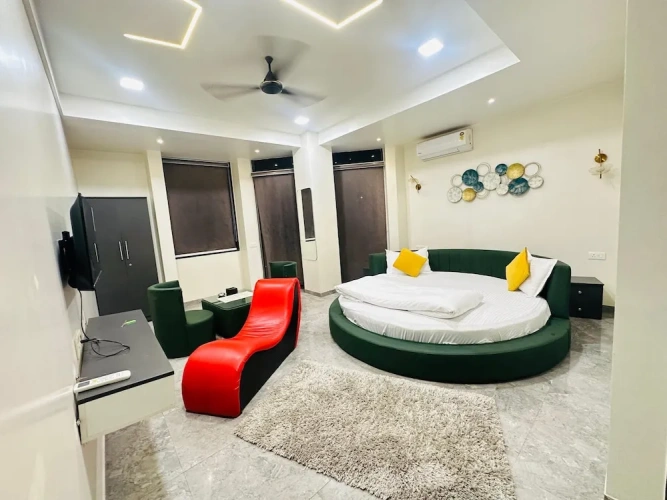 Superior Double room with city view