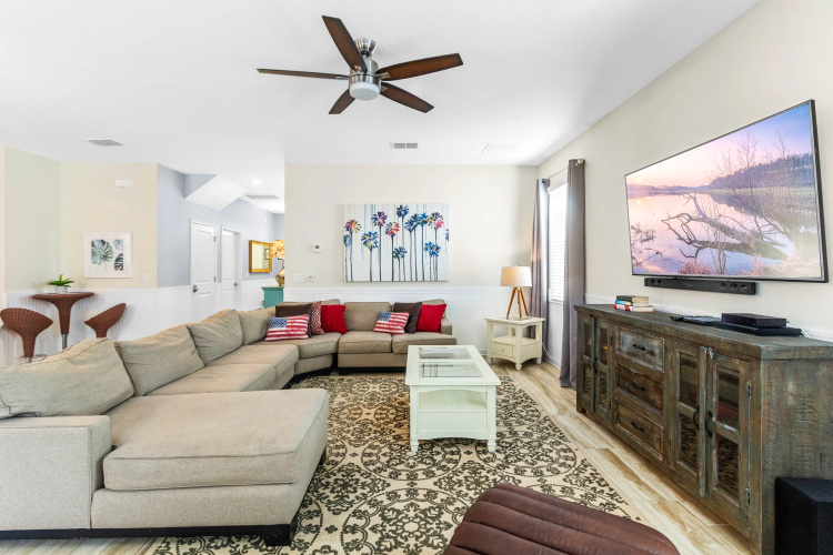 1546MVD00, Davenport , US