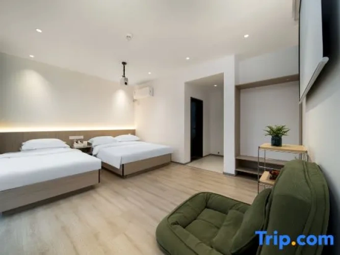 Double Suite