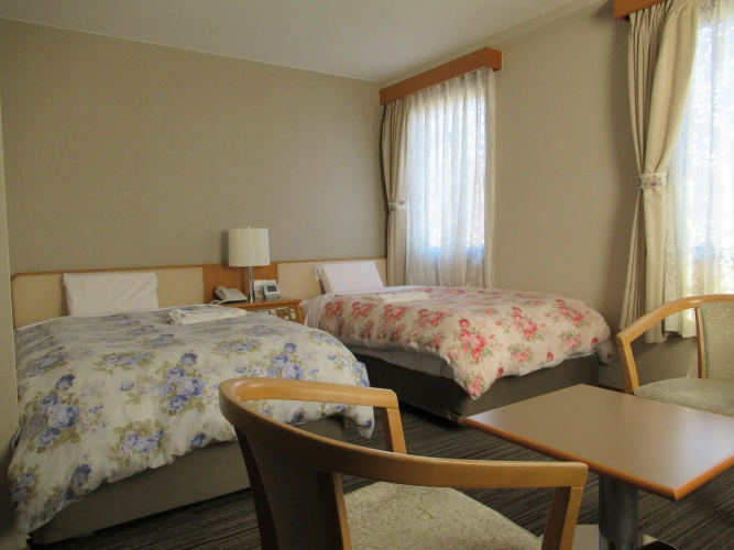Center Hotel Mihara