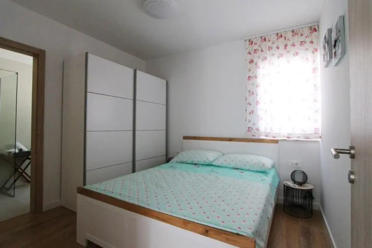 Apartment Nika-2 by Interhome