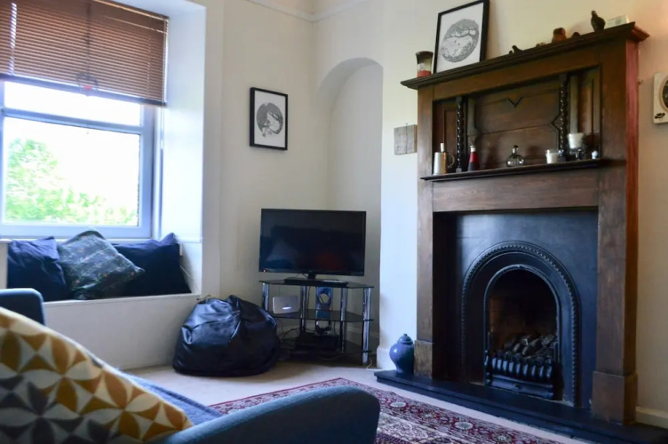Modern 1 Bedroom Flat