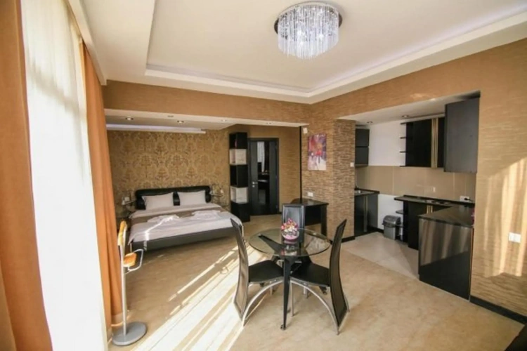 Double Suite