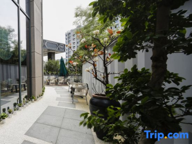 Yage Hotel