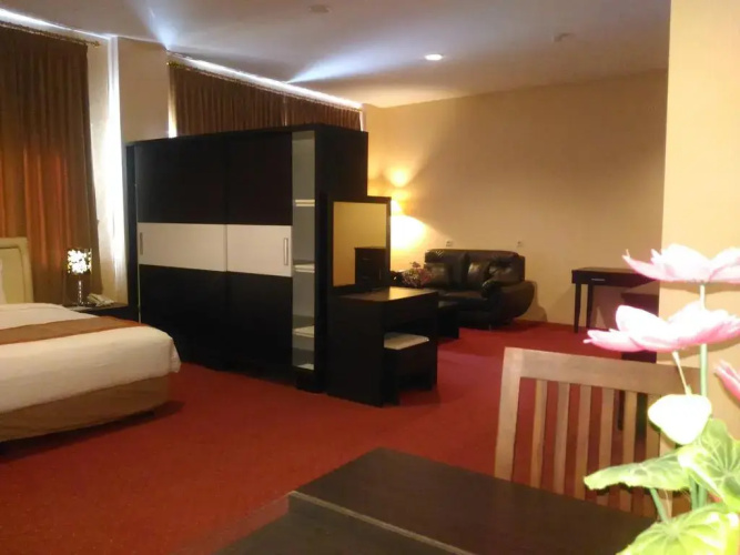 Grand Royal Taliwang