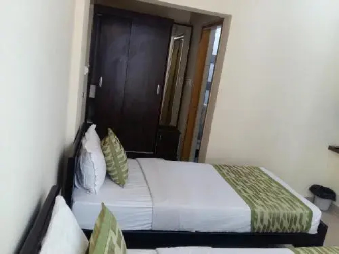 Comforts Hostel