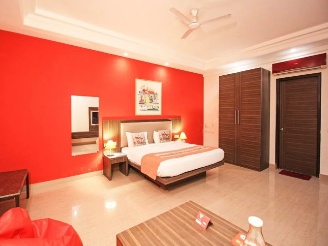 OYO Flagship 273 Noida Expressway SEZ