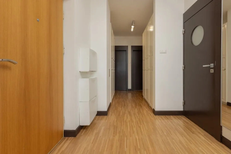 2 Bedrooms Quadruple Apartment