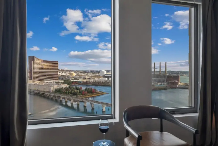 Hyatus Designer Residences Somerville