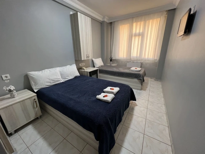 Standard Twin room with city view