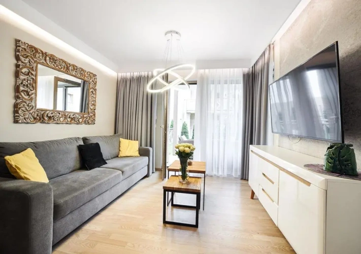 1 Bedroom Apartment