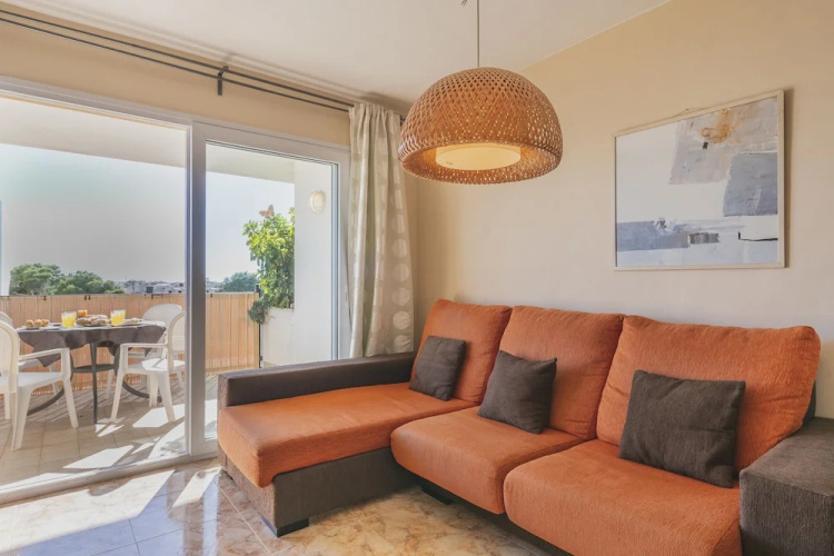 Tio Max Apartment V