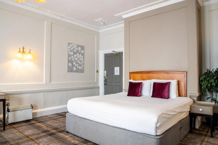 Arnos Manor Hotel