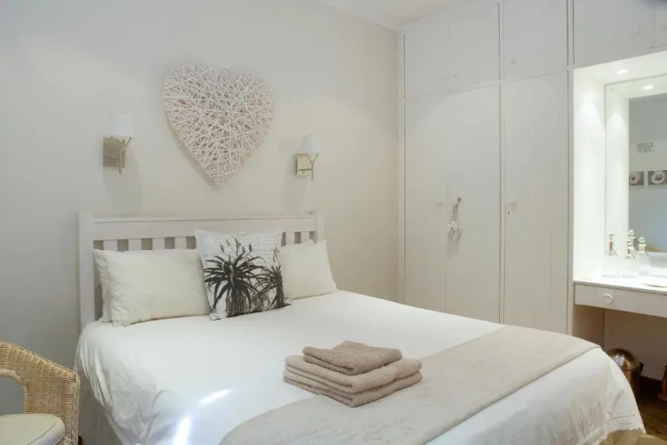 2 Bedrooms Suite