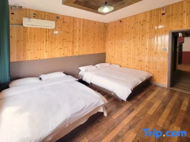4 Bedrooms Standard room