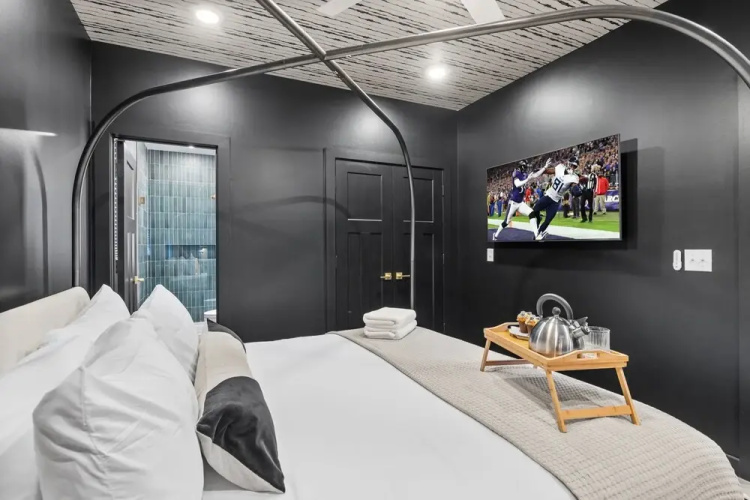 Modern Cowboy - Private Balcony - Mins To Broadway