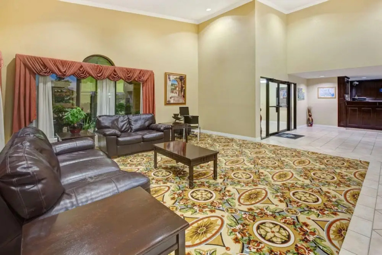 Days Inn LaPorte