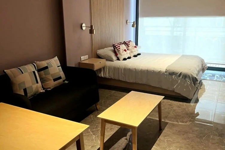 Economy room