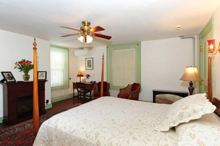 Wainwright Inn