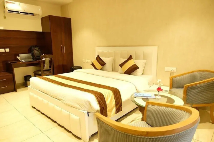 Black Mango Resort
