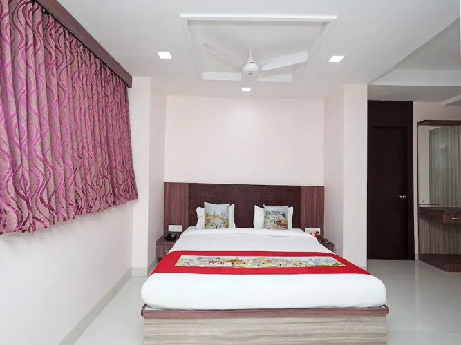 OYO 10607 Hotel Image Point