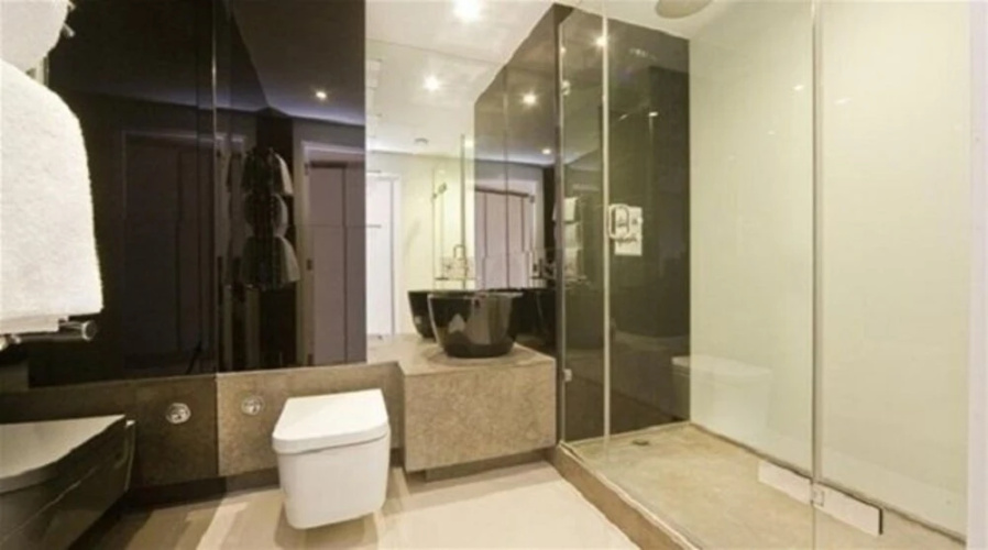 Still Life Old Street