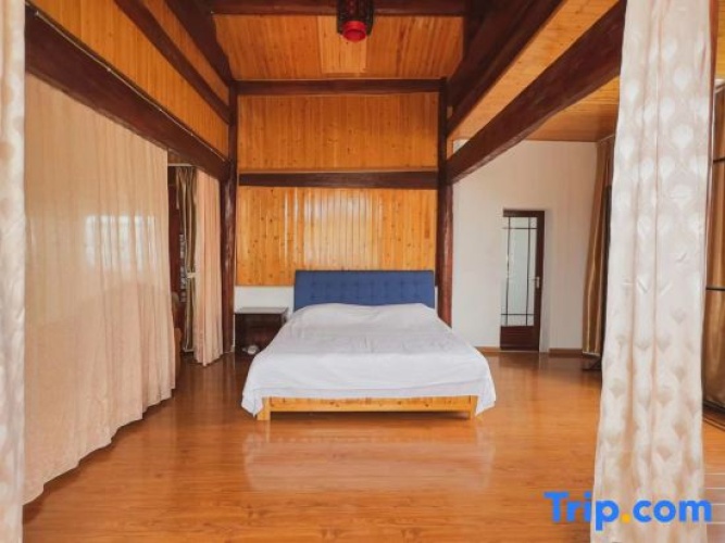 Deluxe Double Suite
