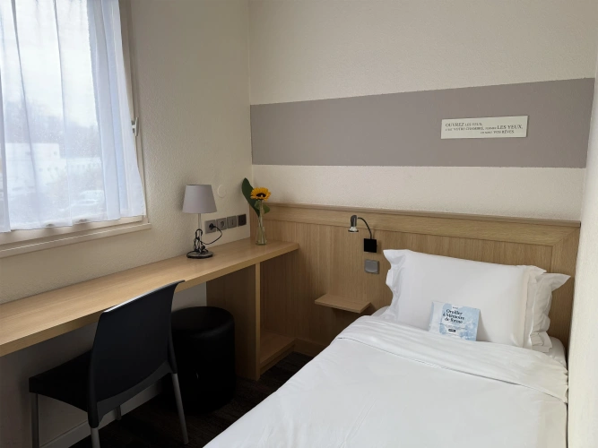 Standard Single room