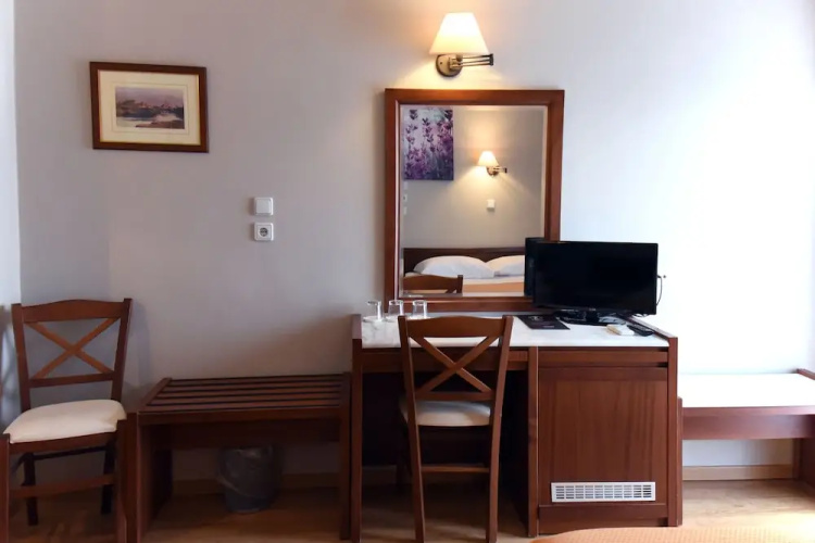 Achillion Hotel