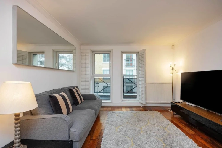 2 Bedrooms Apartment with balcony