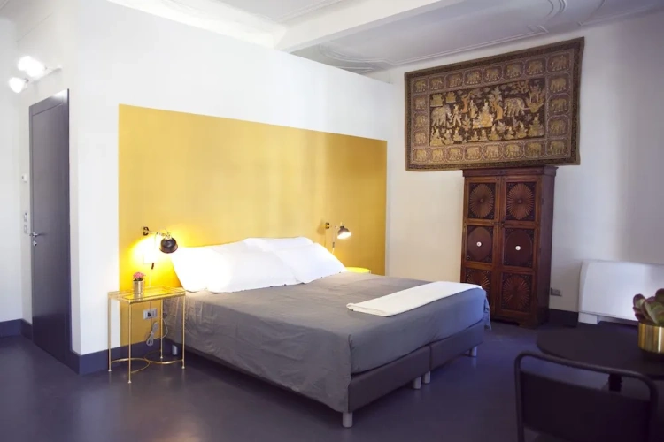 Deluxe Triple room with balcony