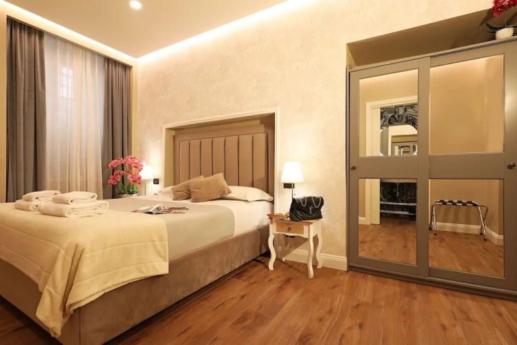 Vatican Cozy Suites