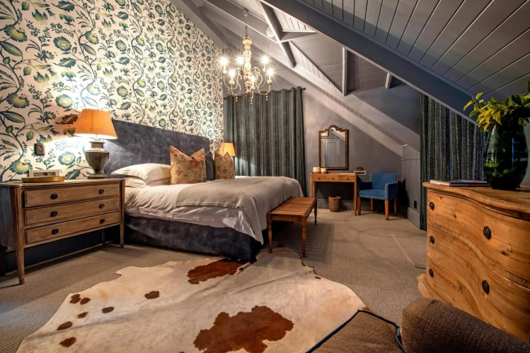 Avondrood Guest House