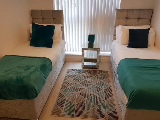 2 Bedrooms Apartment