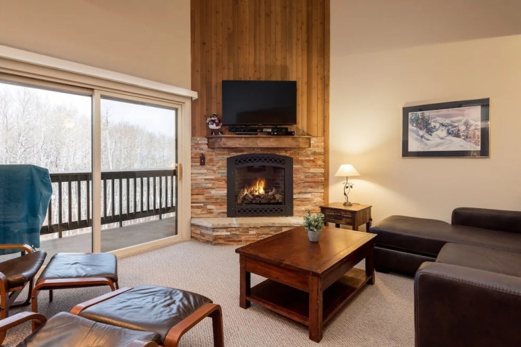 Snow Flower 122 2 Bedroom Condo by RedAwning